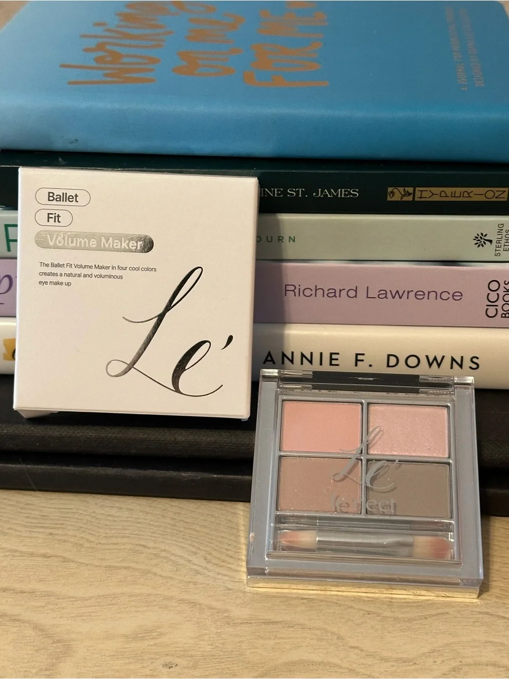 Le'nect Ballet Fit Volume Maker Eyeshadow Palette - Pink Neutral Quartet